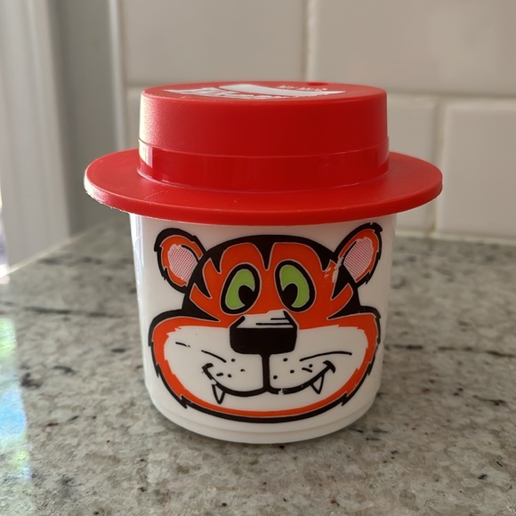 Vintage Wendy’s kid’s cup with lid - Picture 2 of 7